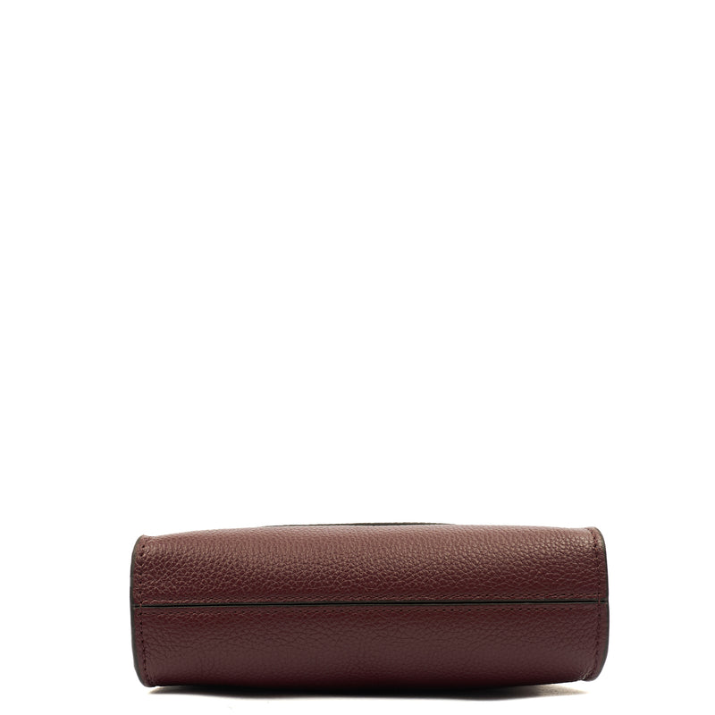 Picture of Mulberry Cross Body Antony - Small in Oxblood, Leather