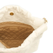 Picture of Chanel Shoulder Bag Chanel 22 in White, Calfskin Leather