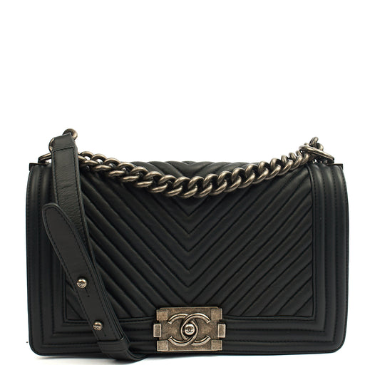 Picture of Chanel Cross Body Chevron Boy in Grey, Leather
