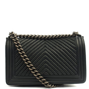 Picture of Chanel Cross Body Chevron Boy in Grey, Leather