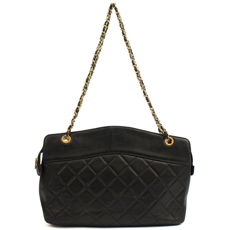 Picture of Chanel Tote Vintage Tote in Black, Leather