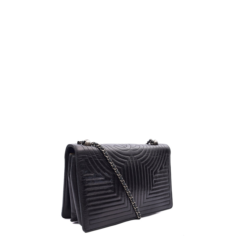 Picture of Chanel Shoulder Bag Flap Bag in Black, Calfskin Leather