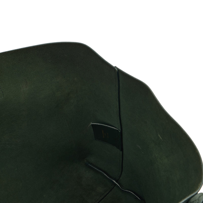 Picture of Saint Laurent Tote Shopping East West in Black, Calfskin Leather