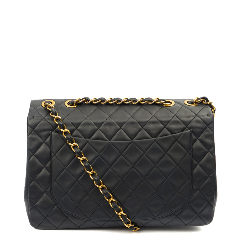 Picture of Chanel Shoulder Bag Maxi Jumbo XL in Black, Lambskin Leather