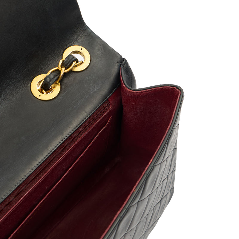 Picture of Chanel Shoulder Bag Maxi Jumbo XL in Black, Lambskin Leather