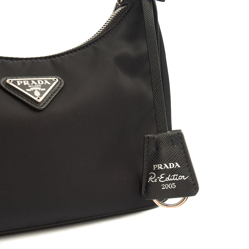 Picture of Prada Cross Body Re-Edition 2005 Re-Nylon Bag in Black, Nylon