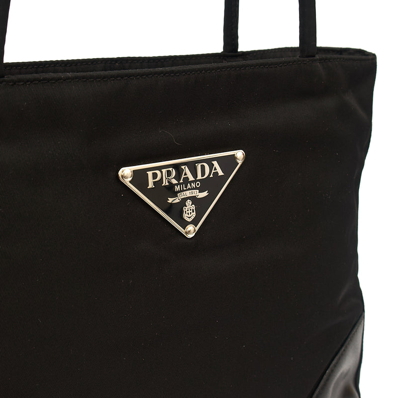 Picture of Prada Tote Tote in Black, Nylon