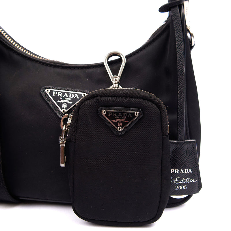 Picture of Prada Cross Body Re-Edition 2005 Re-Nylon Bag in Black, Nylon