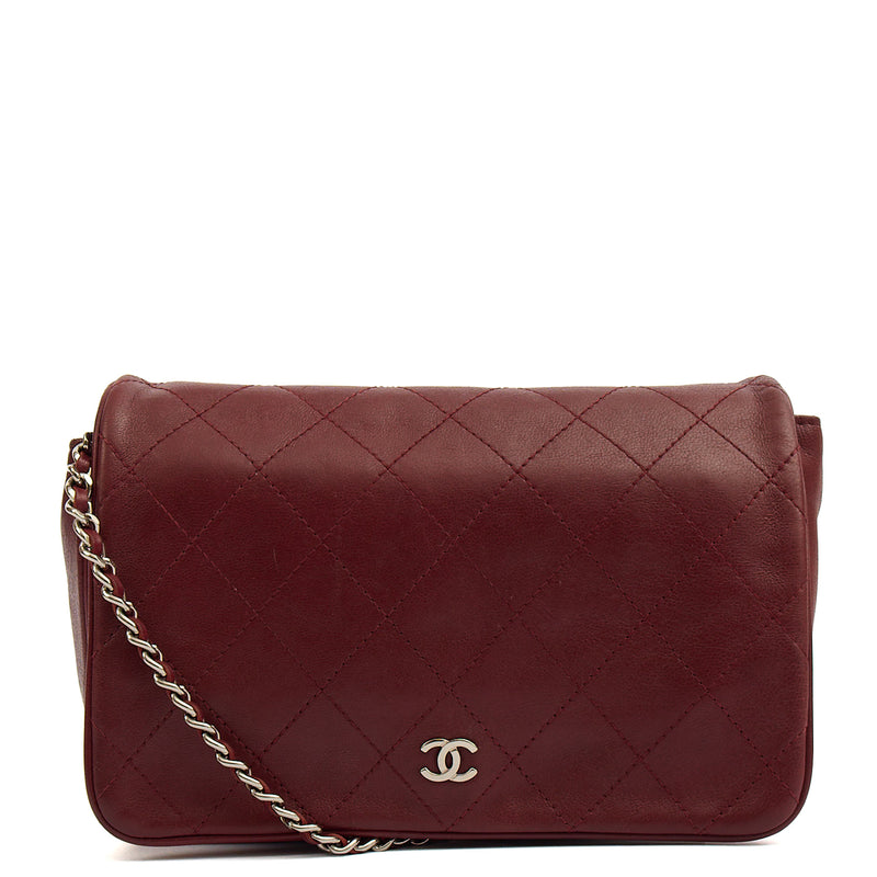Picture of Chanel Cross Body Wallet on Chain in Red, Calfskin Leather