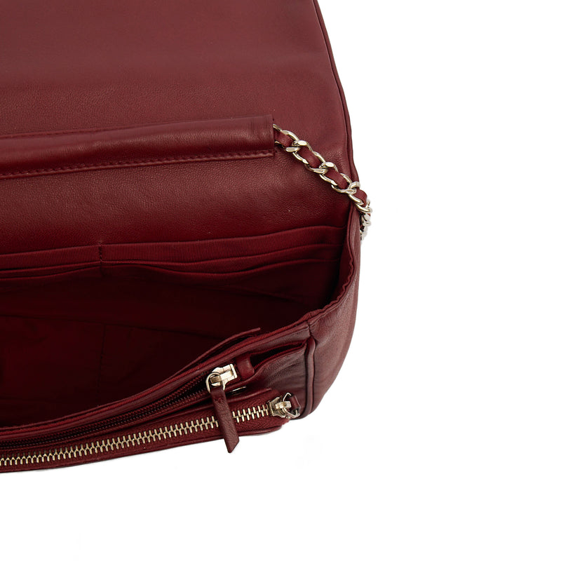 Picture of Chanel Cross Body Wallet on Chain in Red, Calfskin Leather