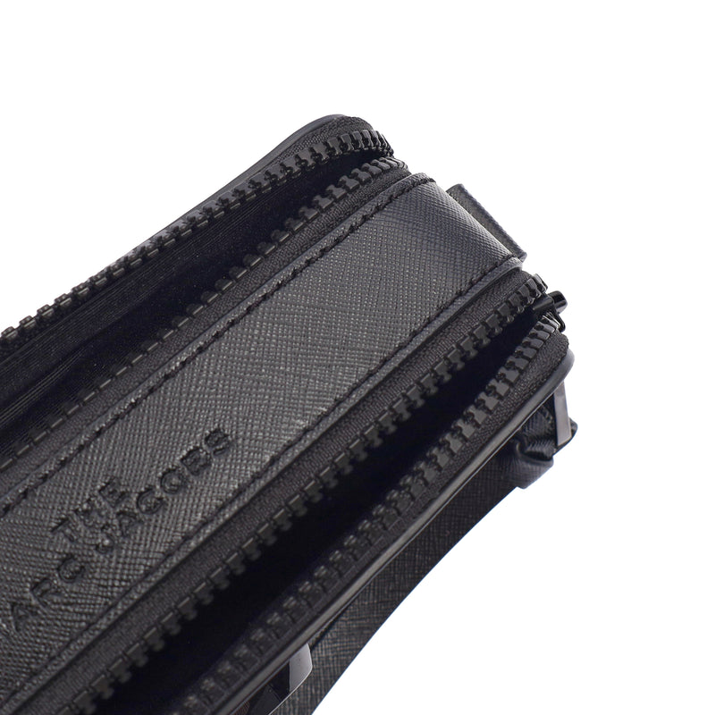 Picture of Marc Jacobs Cross Body Snapshot in Black, Leather