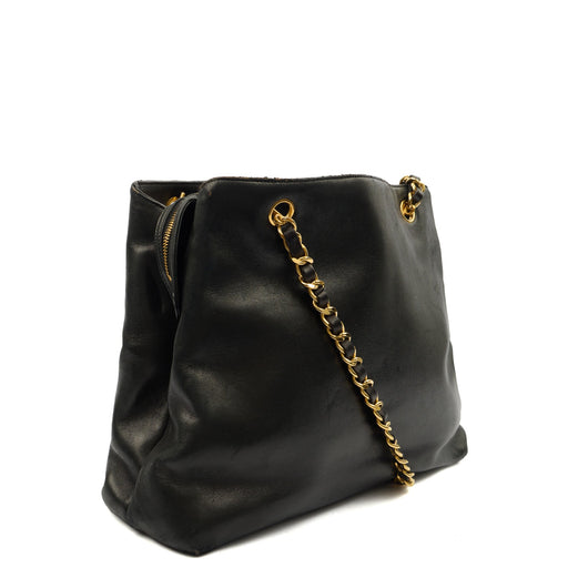 Picture of Chanel Tote Vintage Tote in Black, Lambskin Leather