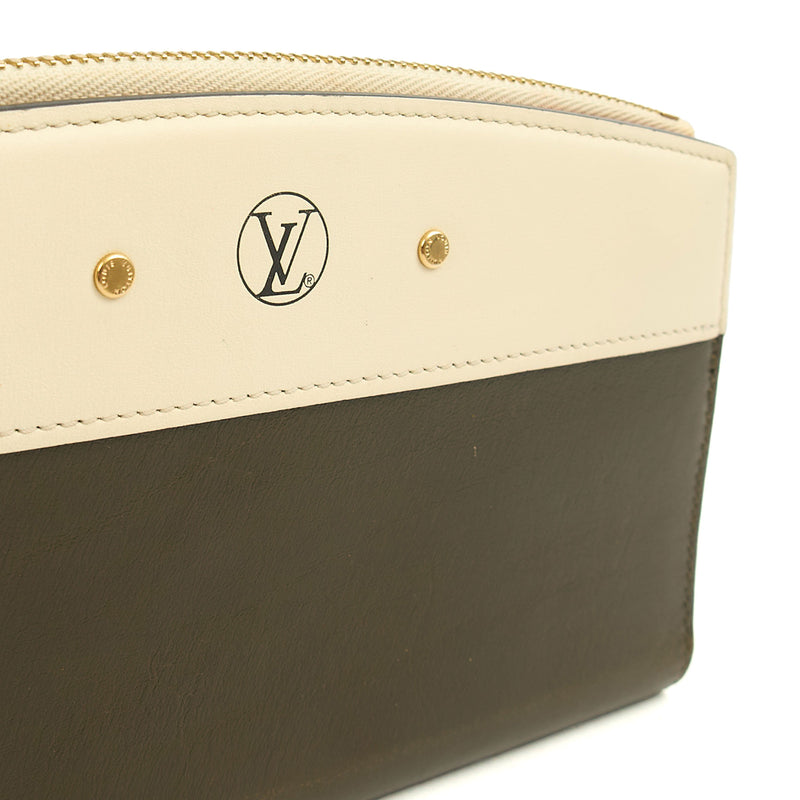 Picture of Louis Vuitton Purse Steamer Wearable Wallet in Khaki, Canvas