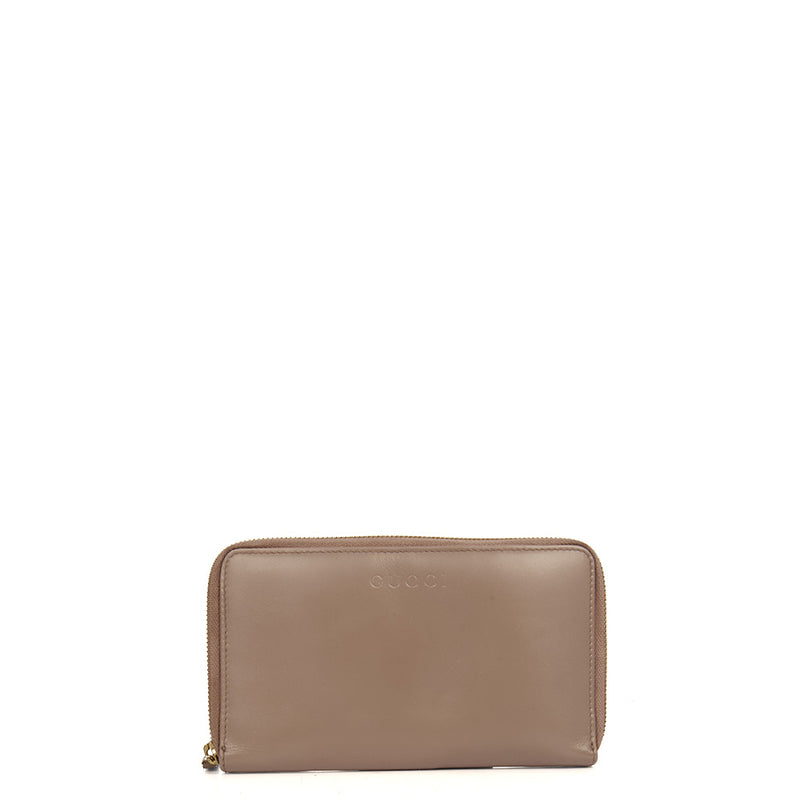 Picture of Gucci Purse Wallet in Grey, Leather