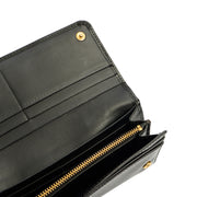Picture of Prada Wallet Wallet in Black, Patent Leather
