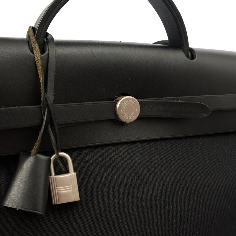 Picture of Hermes Tote Herbag Zip 39 in Black, Fabric