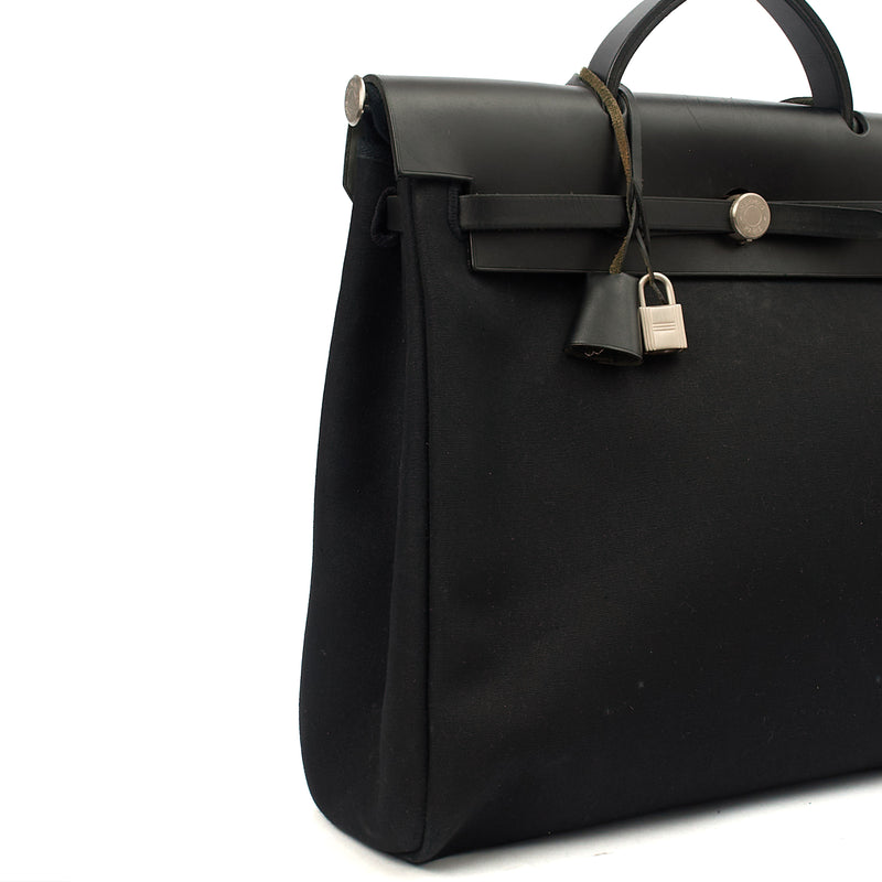 Picture of Hermes Tote Herbag Zip 39 in Black, Fabric