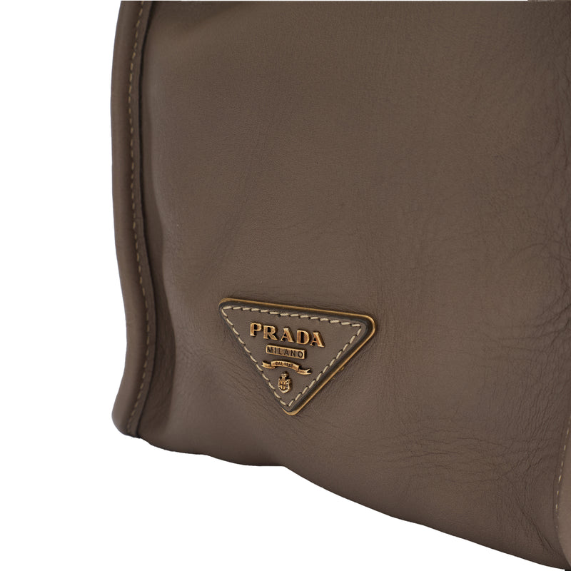 Picture of Prada Shoulder Bag Tote in Grey, Calfskin