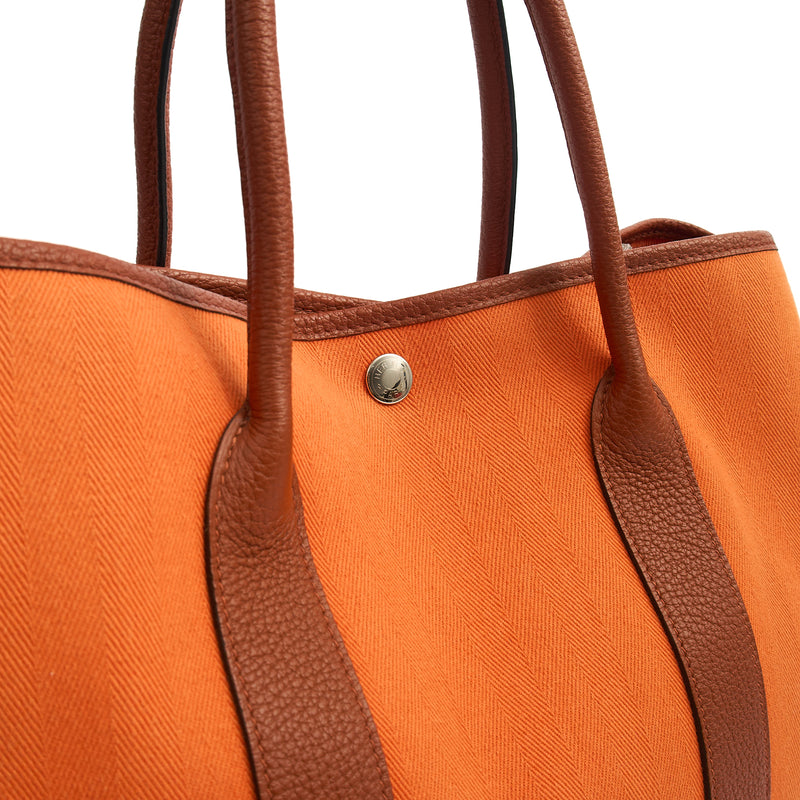 Picture of Hermes Tote Garden Tote 30 in Classic Orange, Canvas