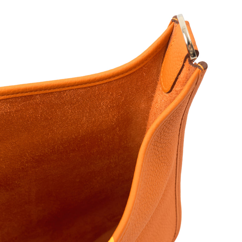 Picture of Hermes Cross Body Evelyne 29 in Classic Orange, Clemence Leather