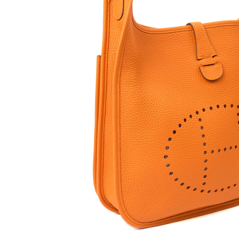 Picture of Hermes Cross Body Evelyne 29 in Classic Orange, Clemence Leather