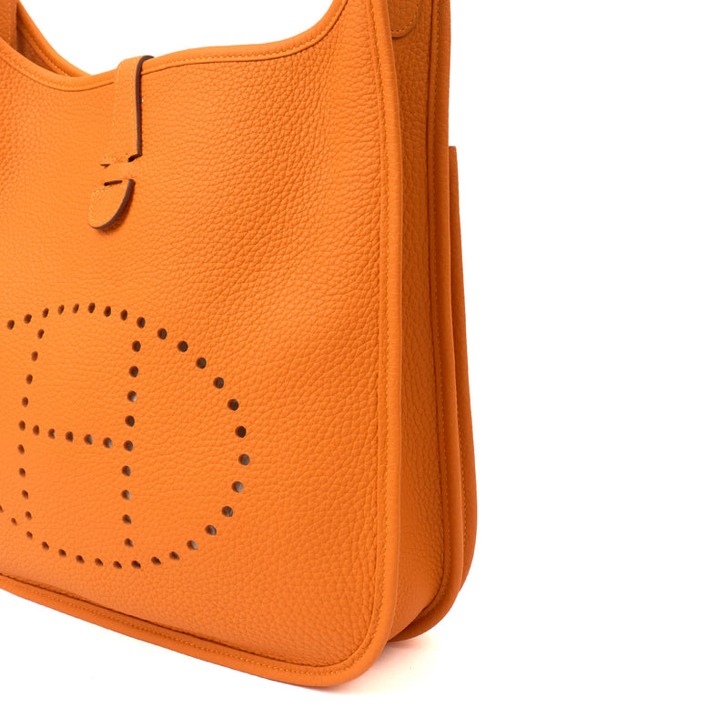 Picture of Hermes Cross Body Evelyne 29 in Classic Orange, Clemence Leather