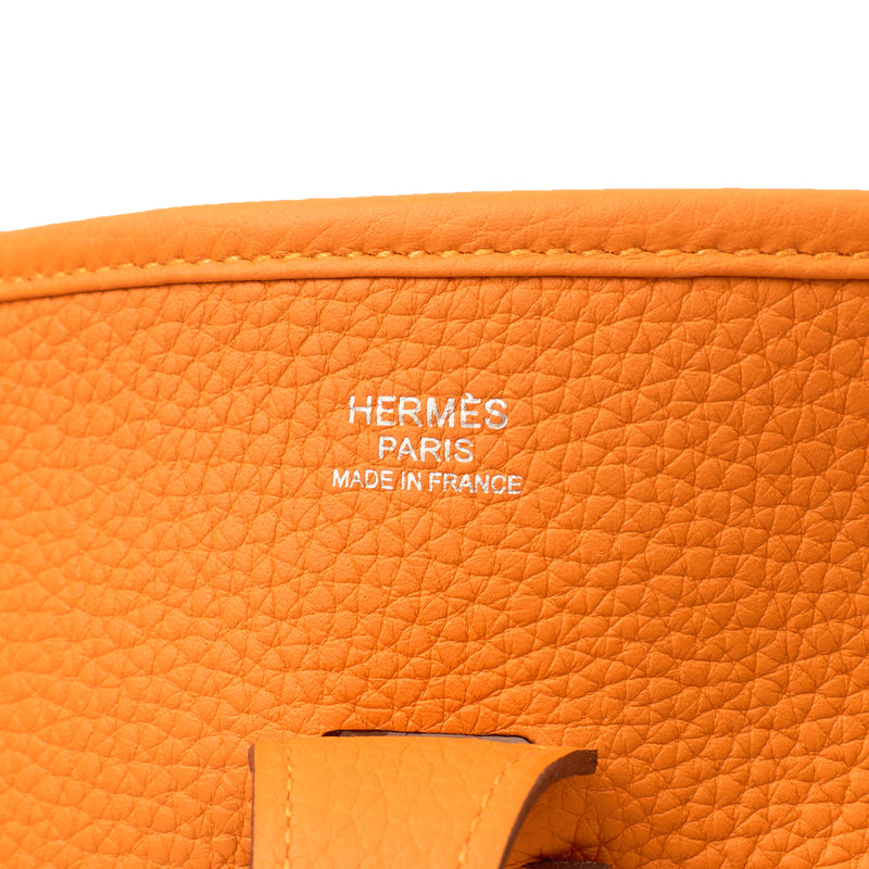 Picture of Hermes Cross Body Evelyne 29 in Classic Orange, Clemence Leather