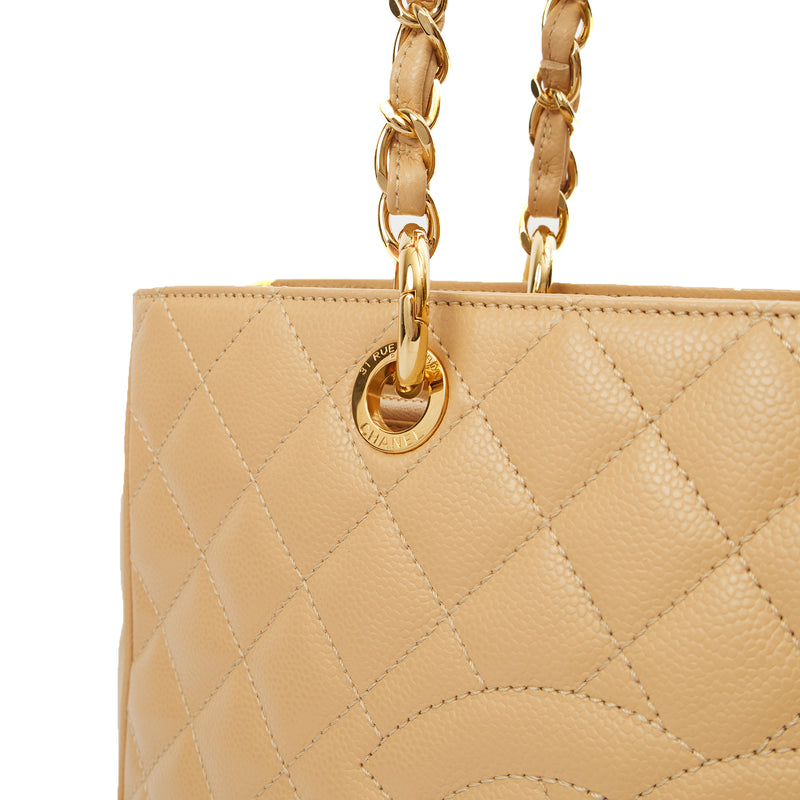 Picture of Chanel Tote Grand Shopping Tote in Neutral, Leather