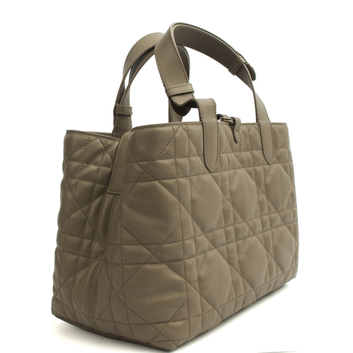 Picture of Christian Dior Tote Toujours - Medium in Green, Leather