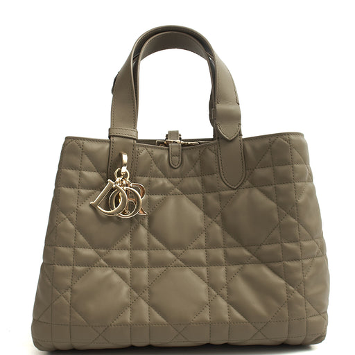 Picture of Christian Dior Tote Toujours - Medium in Green, Leather