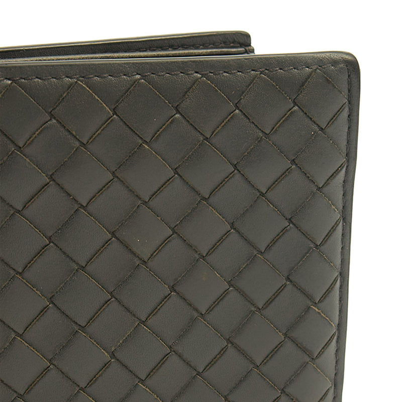 Picture of Bottega Veneta Wallet Bi-Fold Wallet in Black, Intrecciato Nappa
