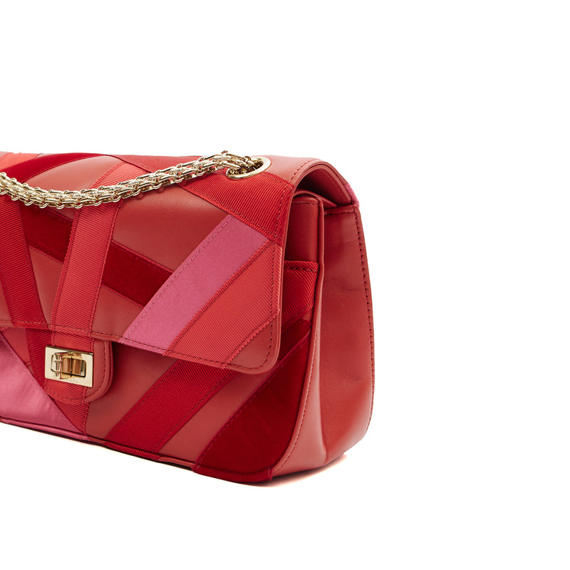 Picture of Chanel Shoulder Bag 2.55 Reissue in Multi, Calfskin Leather