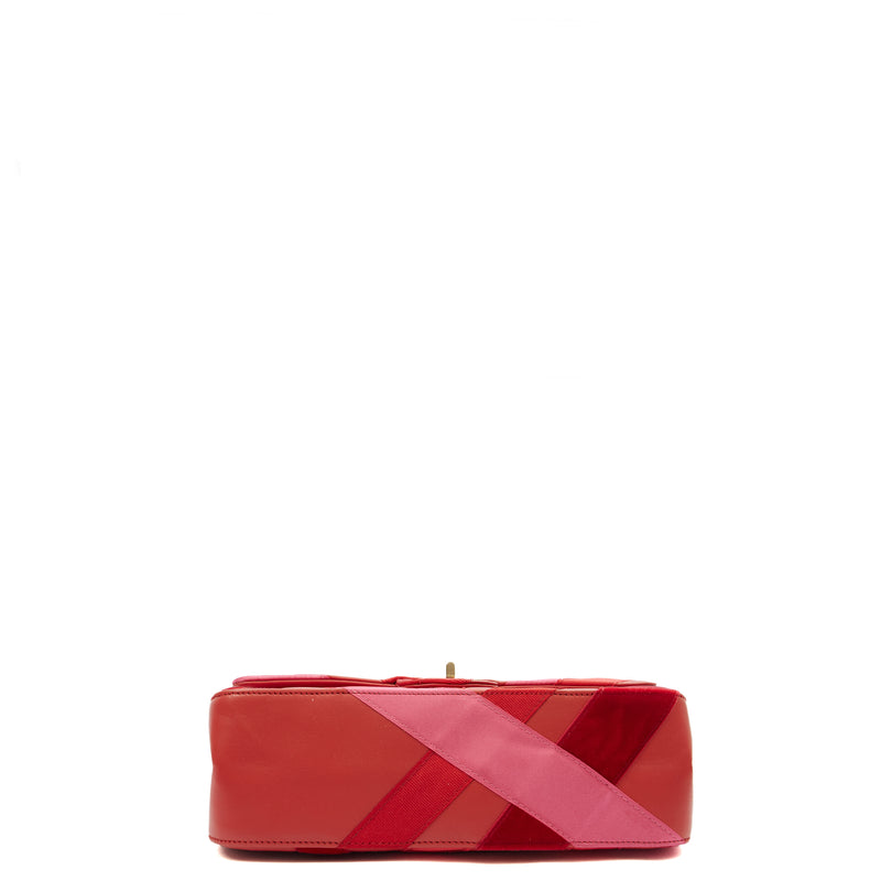 Picture of Chanel Shoulder Bag 2.55 Reissue in Multi, Calfskin Leather