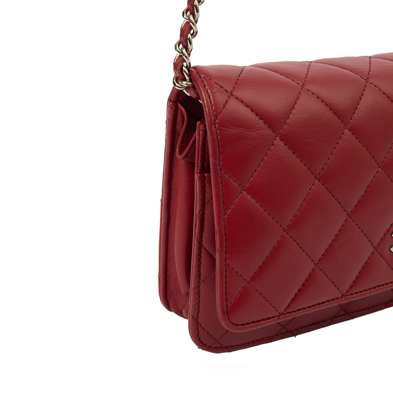 Picture of Chanel Cross Body Wallet on Chain in Red, Lambskin Leather