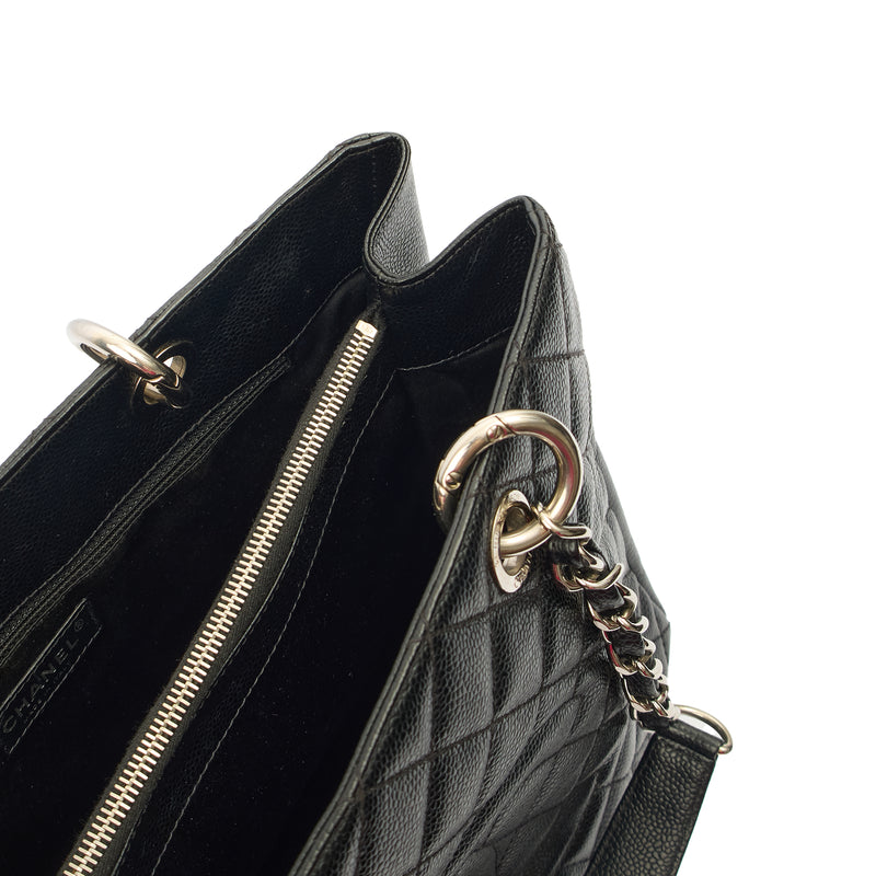 Picture of Chanel Tote Grand Shopping Tote in Black, Caviar Leather
