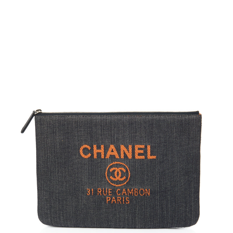 Picture of Chanel Clutch Pouch in Navy, Fabric
