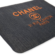 Picture of Chanel Clutch Pouch in Navy, Fabric