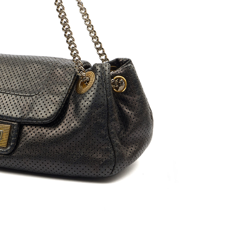 Picture of Chanel Shoulder Bag Reissue Accordion Flap in Black, Leather