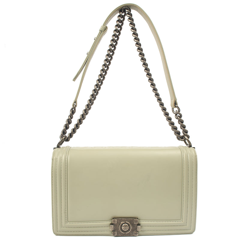 Picture of Chanel Shoulder Bag Boy - Medium in Grey, Patent Leather