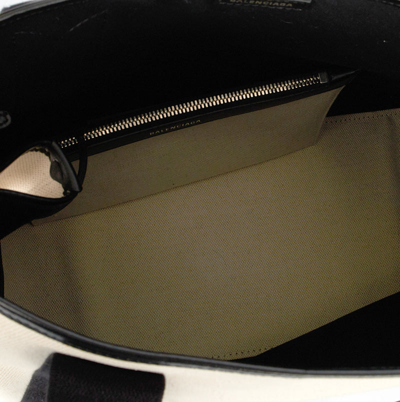 Picture of Balenciaga Cabas  in Neutral, Fabric