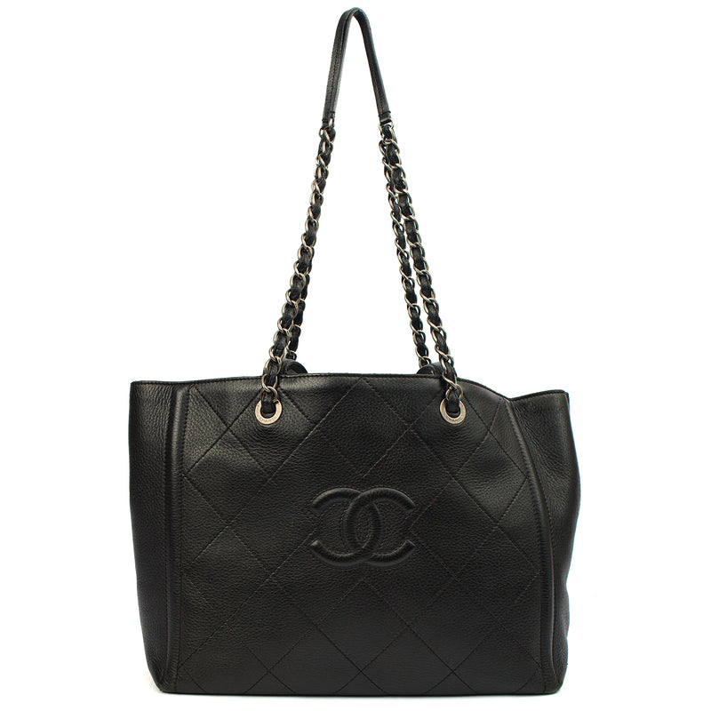 Picture of Chanel Tote Tote in Black, Calfskin Leather