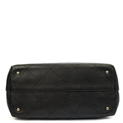 Picture of Chanel Tote Tote in Black, Calfskin Leather