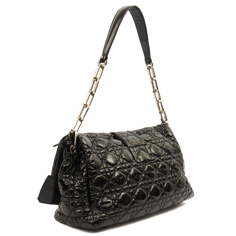 Picture of Christian Dior Shoulder Bag Miss Dior Flap Bag in Black, Cannage Quilted Patent