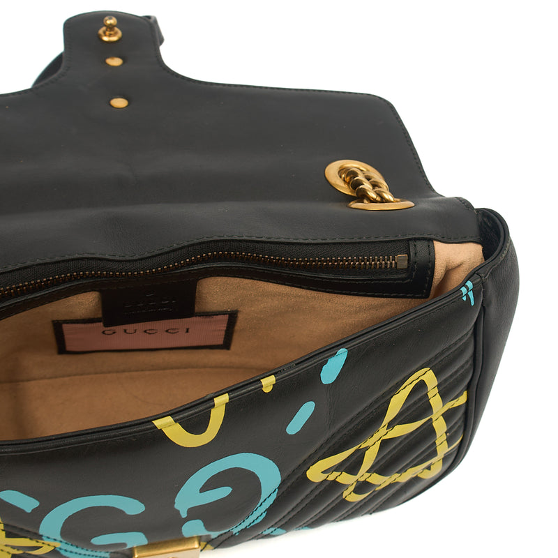 Picture of Gucci Shoulder Bag Marmont Shoulder Flap Bag - Medium in Black, Leather