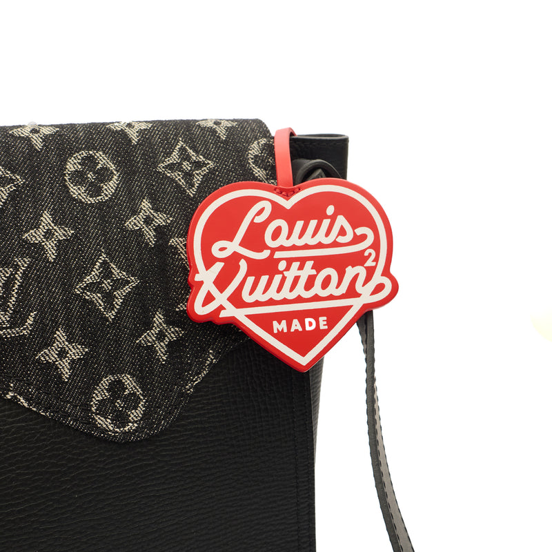 Picture of Louis Vuitton Shoulder Bag Louis Vuitton x Nigo Besace Tokyo in Black, Taurillon Leather