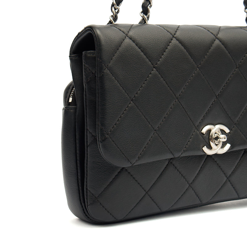 Picture of Chanel Shoulder Bag Flap Bag in Black, Calfskin Leather