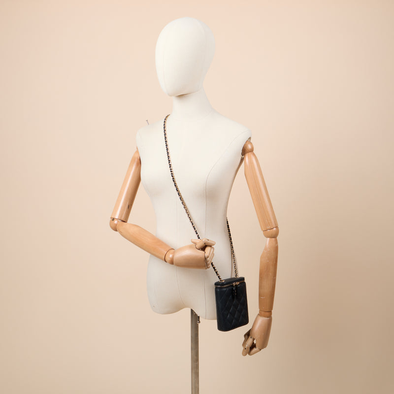 Picture of Chanel Cross Body Vanity Case - Mini in Black, Caviar Leather
