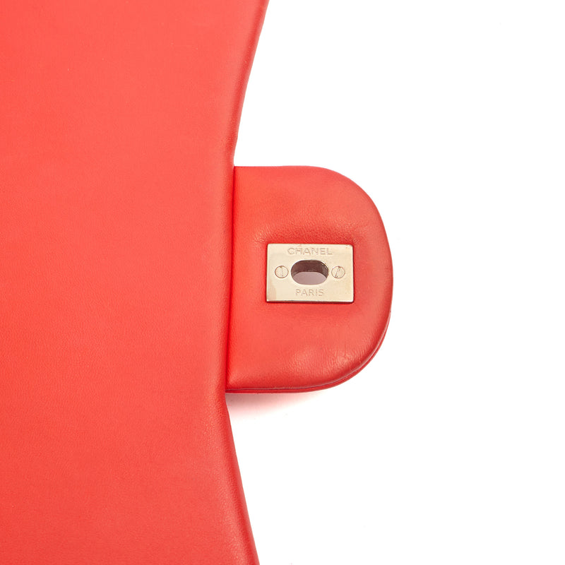 Picture of Chanel Shoulder Bag Carry Around Flap Bag in Red, Calfskin Leather