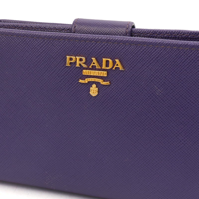 Picture of Prada Wallet Bifold Wallet  in invalid, Leather