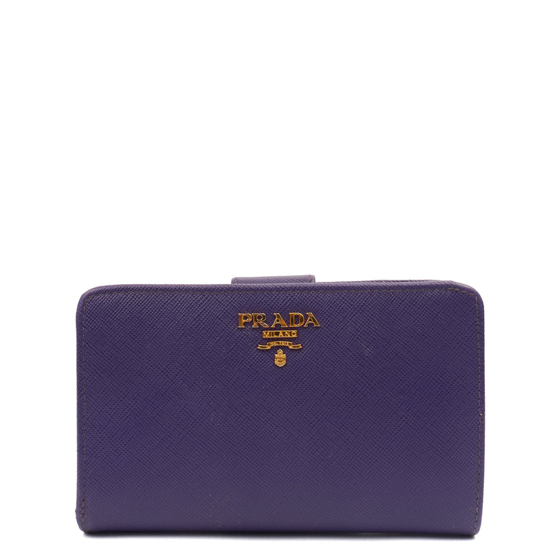Picture of Prada Wallet Bifold Wallet  in invalid, Leather